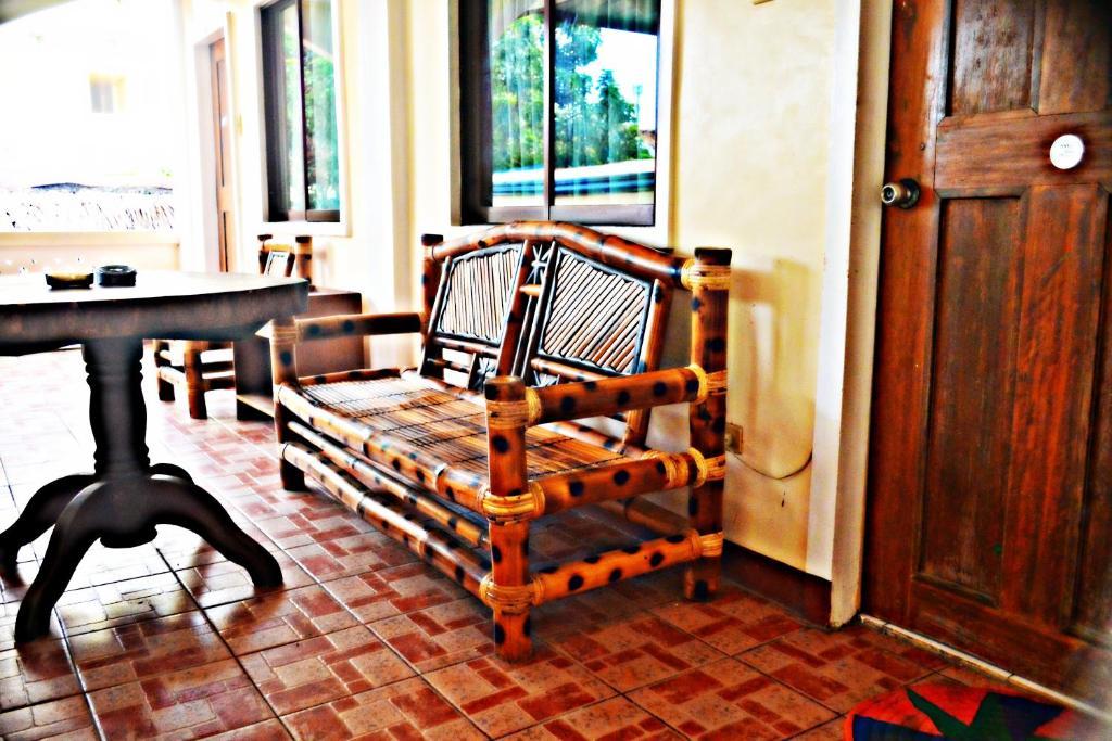 Alliyah'S Beach Resort Balabag  Eksteriør billede