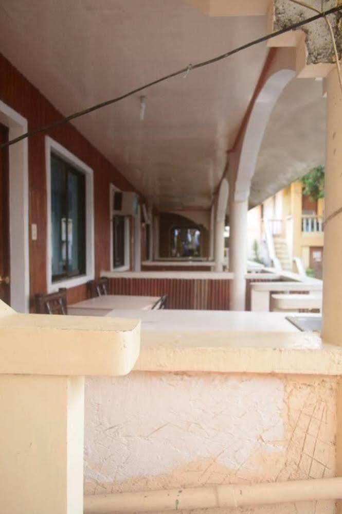 Alliyah'S Beach Resort Balabag  Eksteriør billede